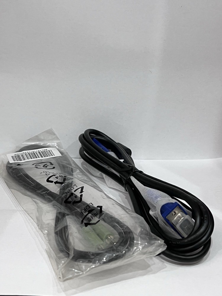 2-Pack VGA Monitor Cable and 3.5mm Audio Cable Bundle – Brand New